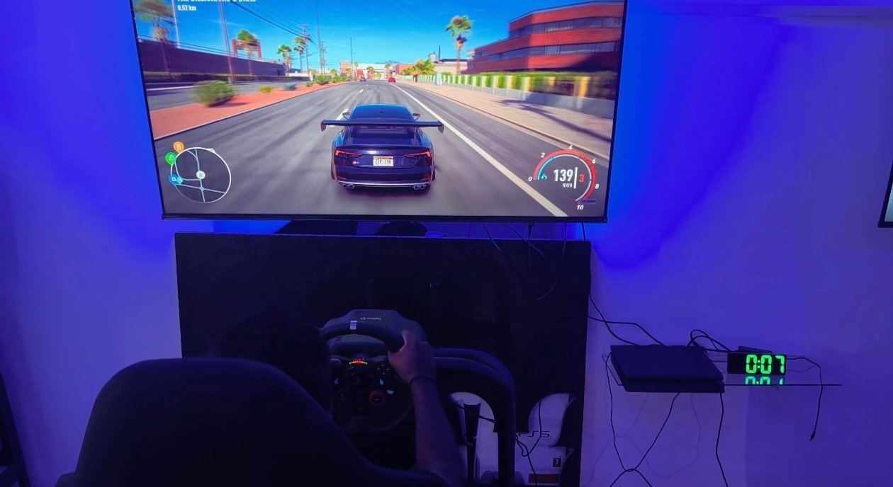 OMG Arcade interior view 3