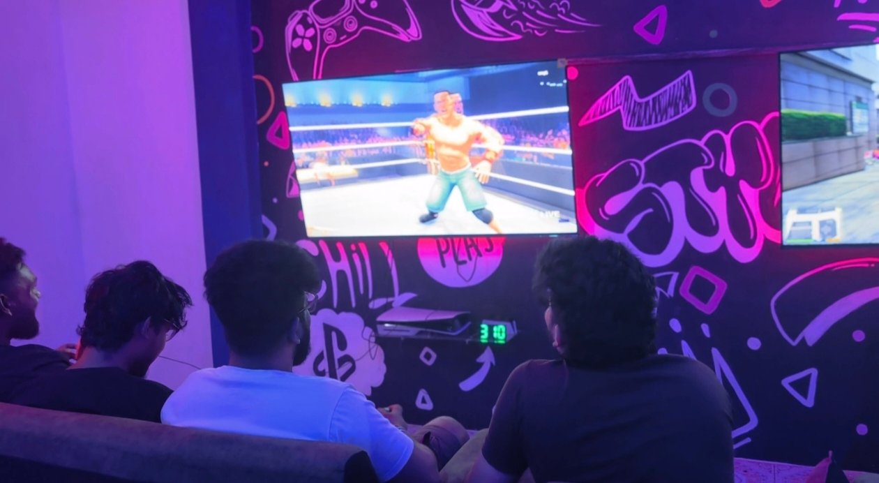 OMG Arcade interior view 4